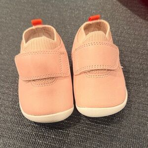 Clarks Baby Walker Shoes in Soft Pink